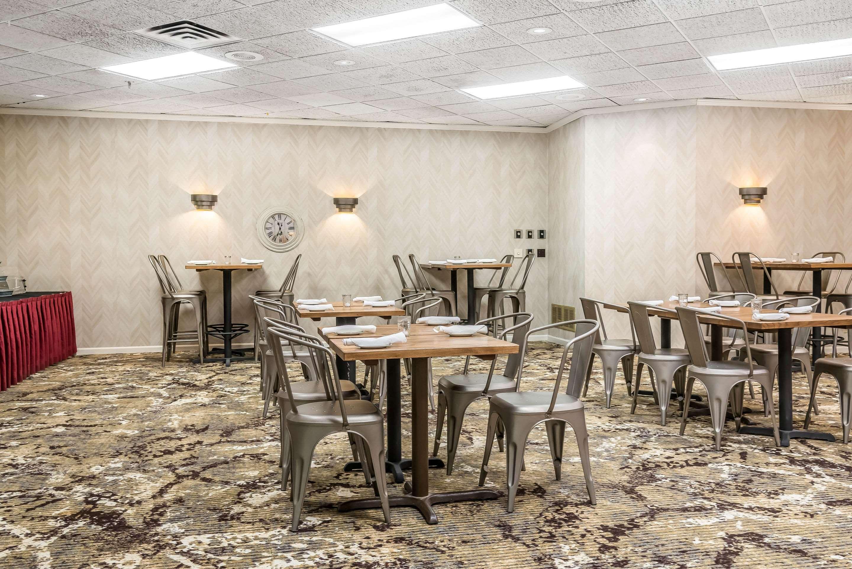South Saint Paul Envision Hotel Saint Paul South מראה חיצוני תמונה