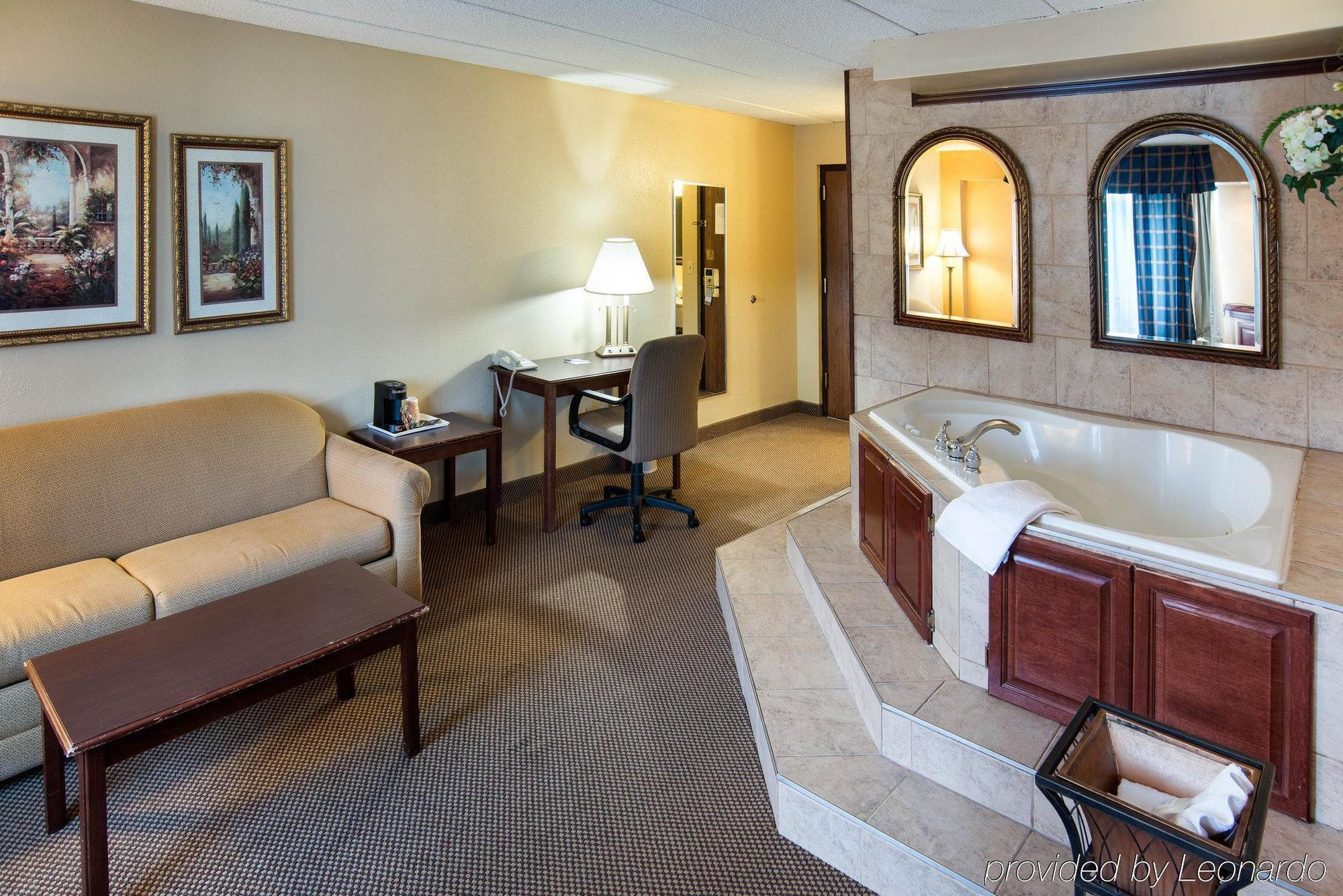 South Saint Paul Envision Hotel Saint Paul South מראה חיצוני תמונה